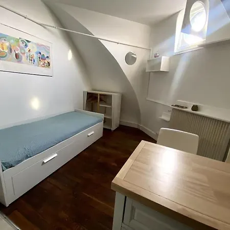 Apartment Cosy Et Sous Les Toits De Paris